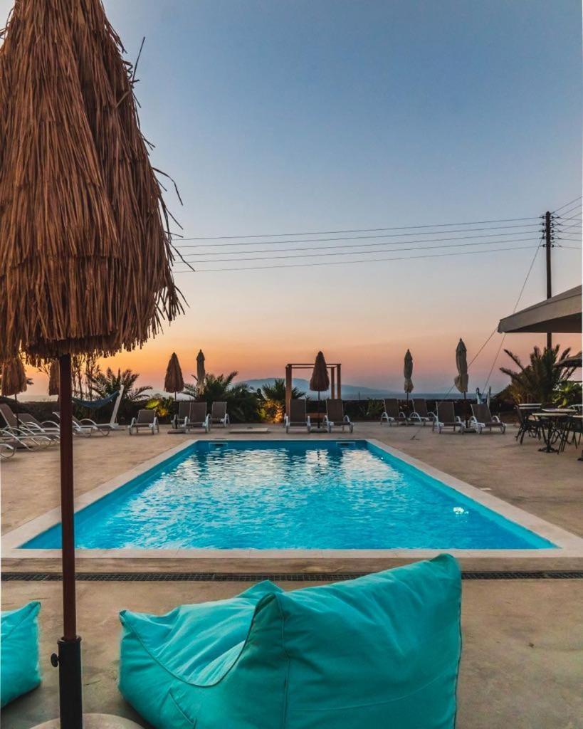Ecoxenia Aparthotel Oia  Ngoại thất bức ảnh